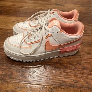 Nike shoes in great condition!